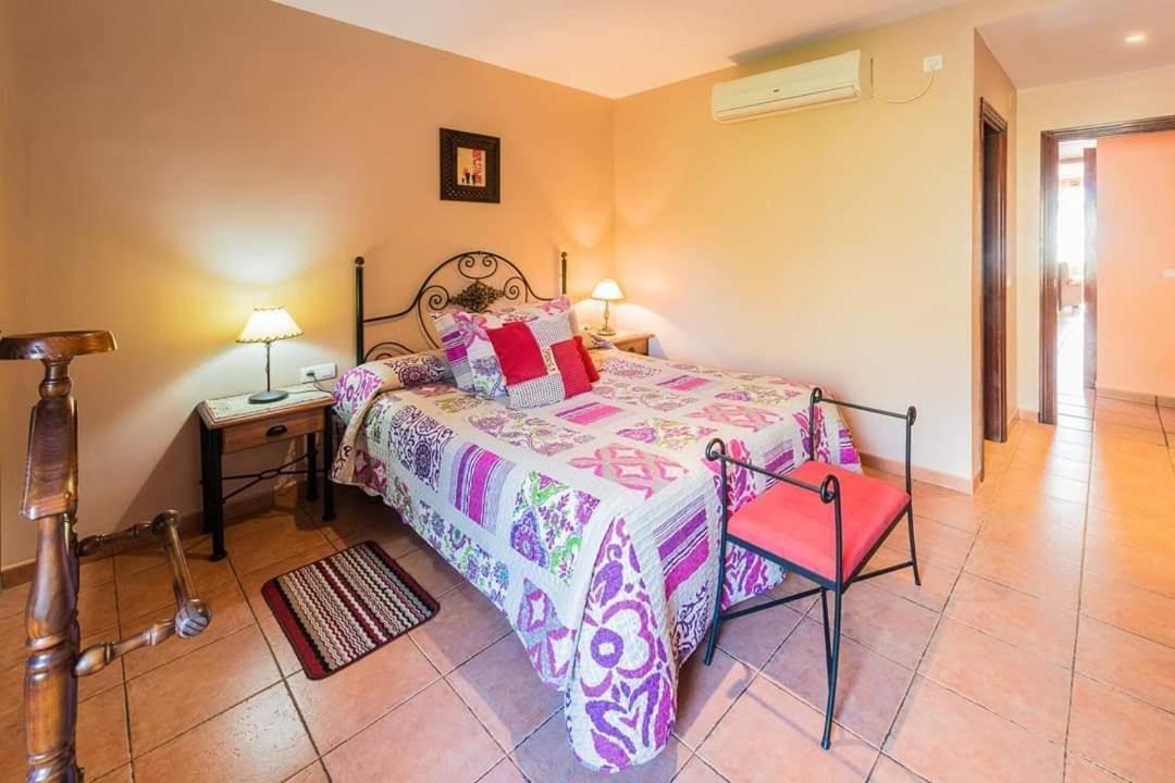 Apartamentos & Casa Rural Boada Con Jardin Interior Y Barbacoa Villamiel Ngoại thất bức ảnh